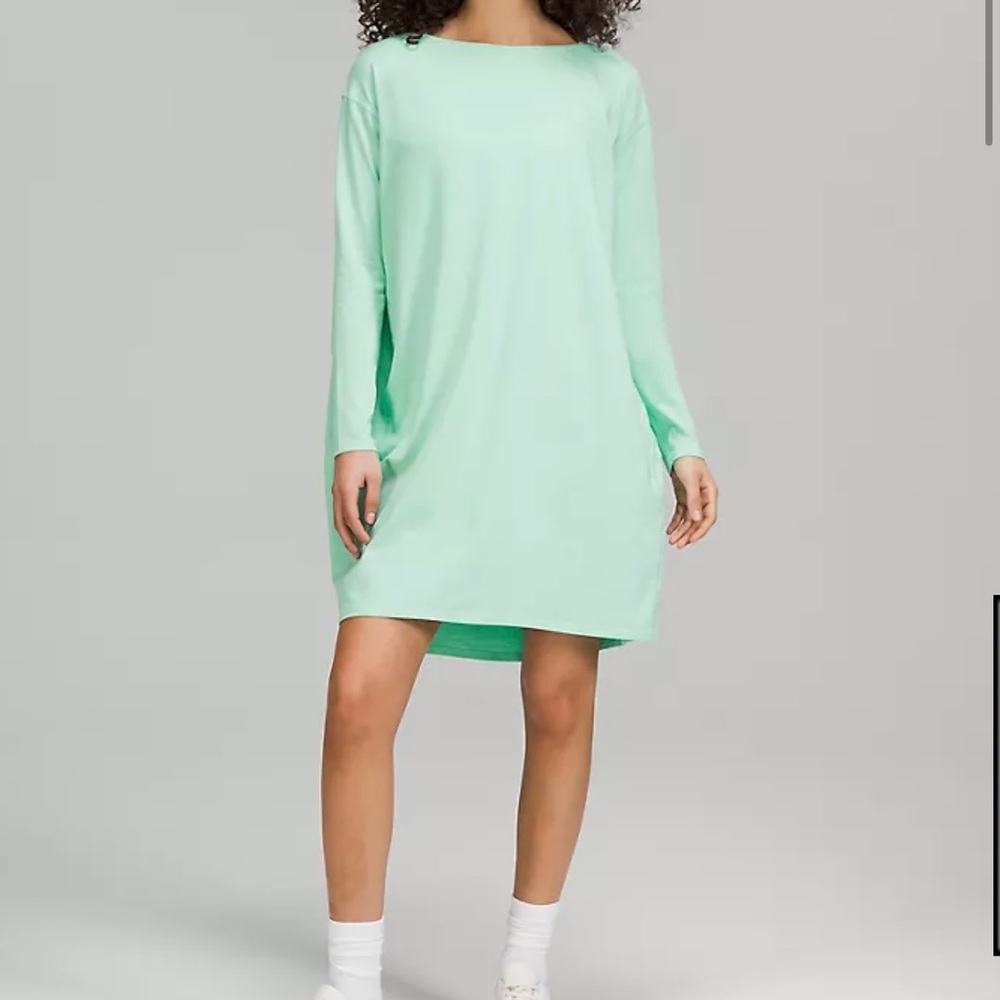 lululemon athletica Mint Green Long-Sleeve Midi Dress